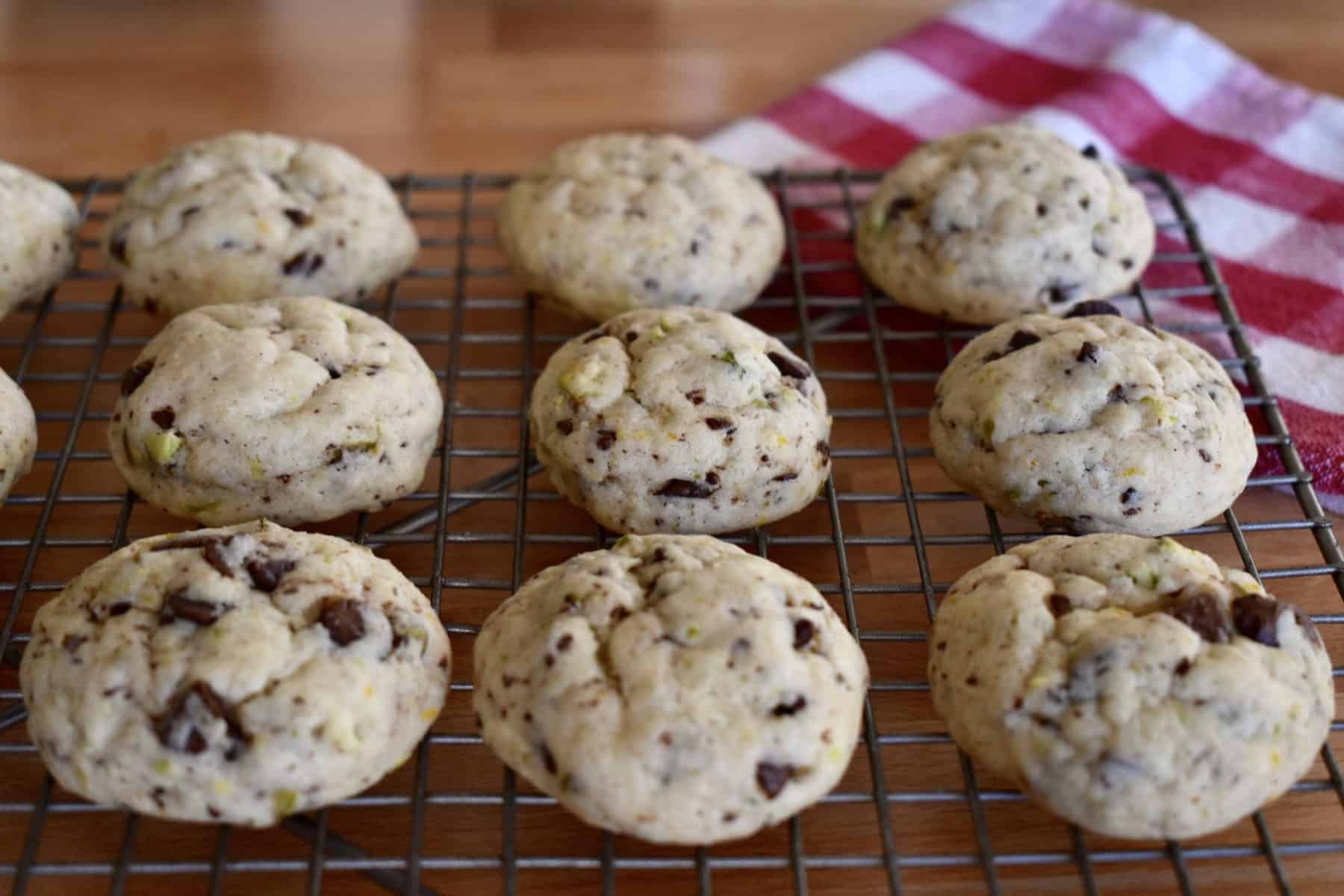 cannoli cookies cooling on a rack. 