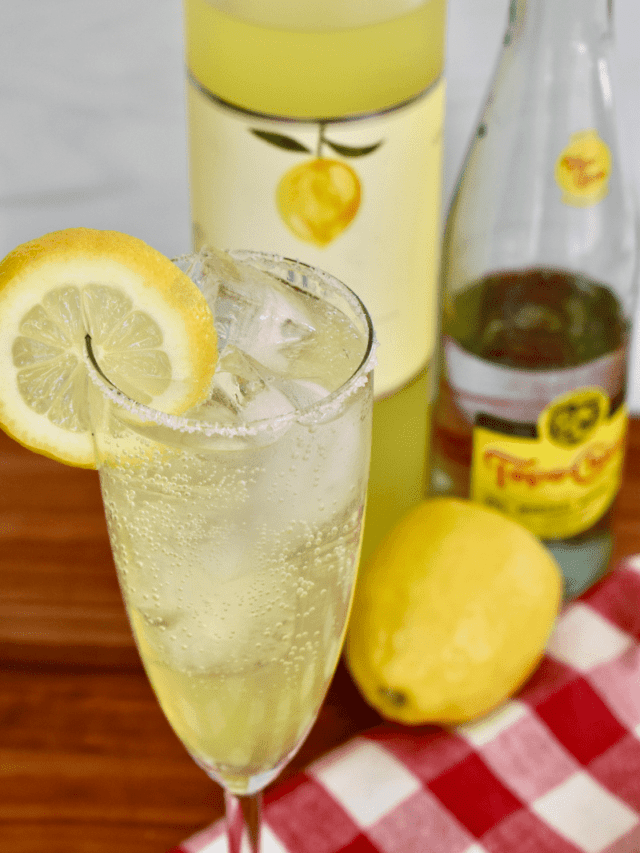 cropped-Limoncello-Spritzer-with-sparkling-water-.png