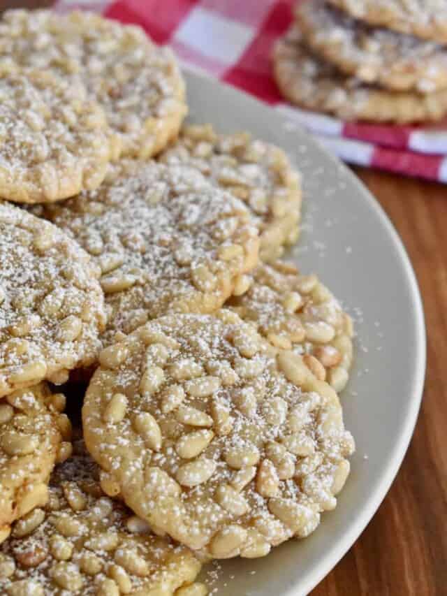 Pignoli Cookies This Italian Kitchen   Cropped Pignoli Cookies 2 