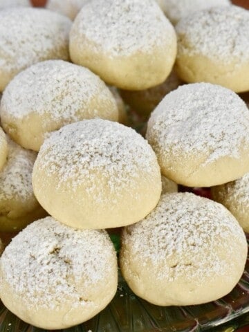 Italian Wedding Cookies.