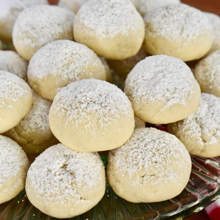 Italian Wedding Cookies.