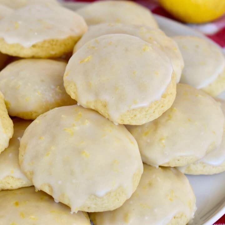 Italian Lemon Drop Cookies (Glazed Lemon Cookies) - This Italian Kitchen