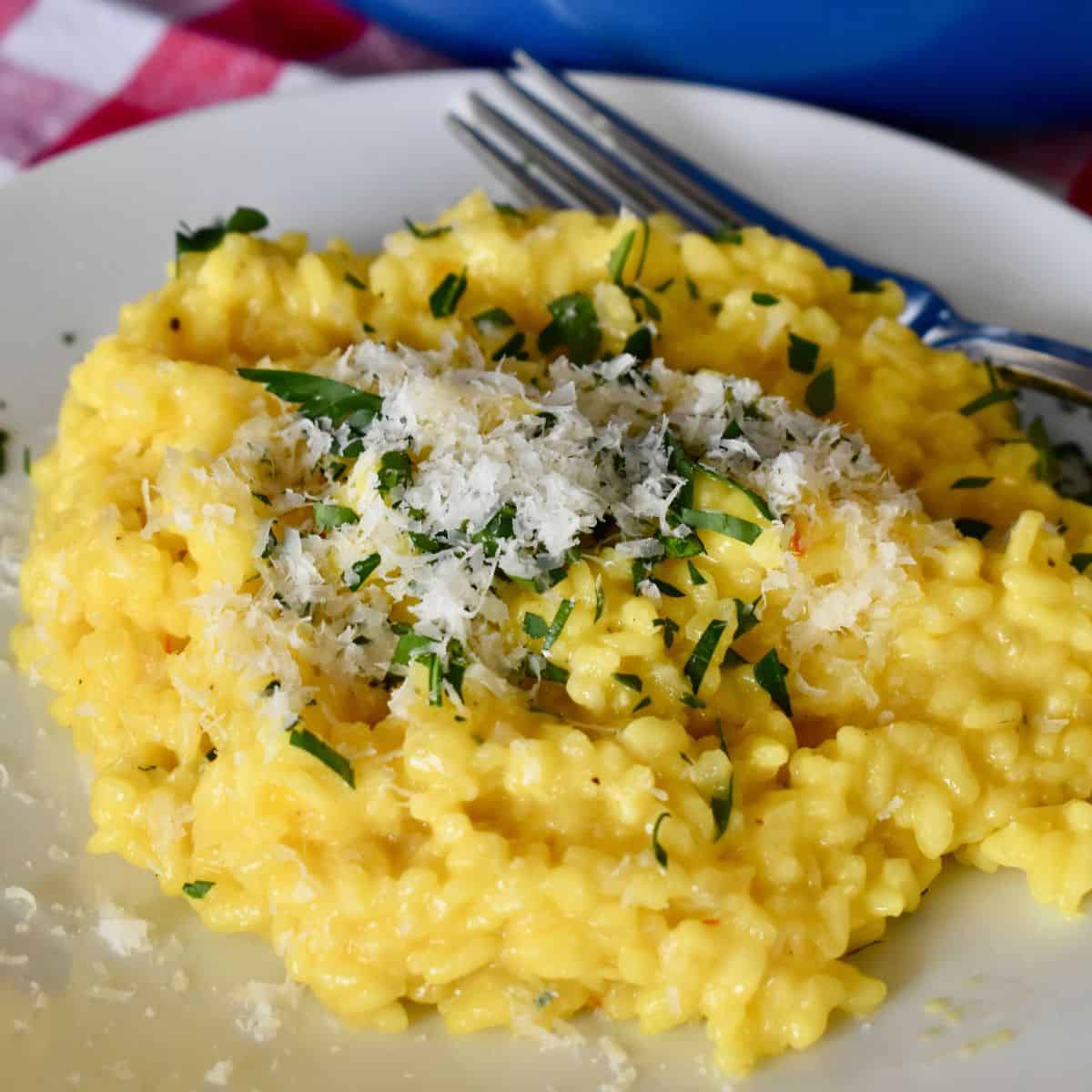 Risotto alla Milanese (Italian Risotto with Saffron) This Italian Kitchen