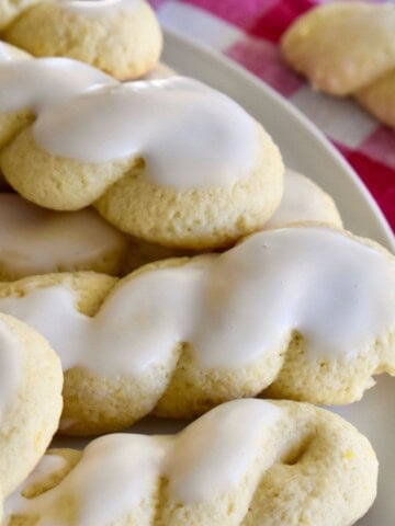 Italian Twist Cookies.