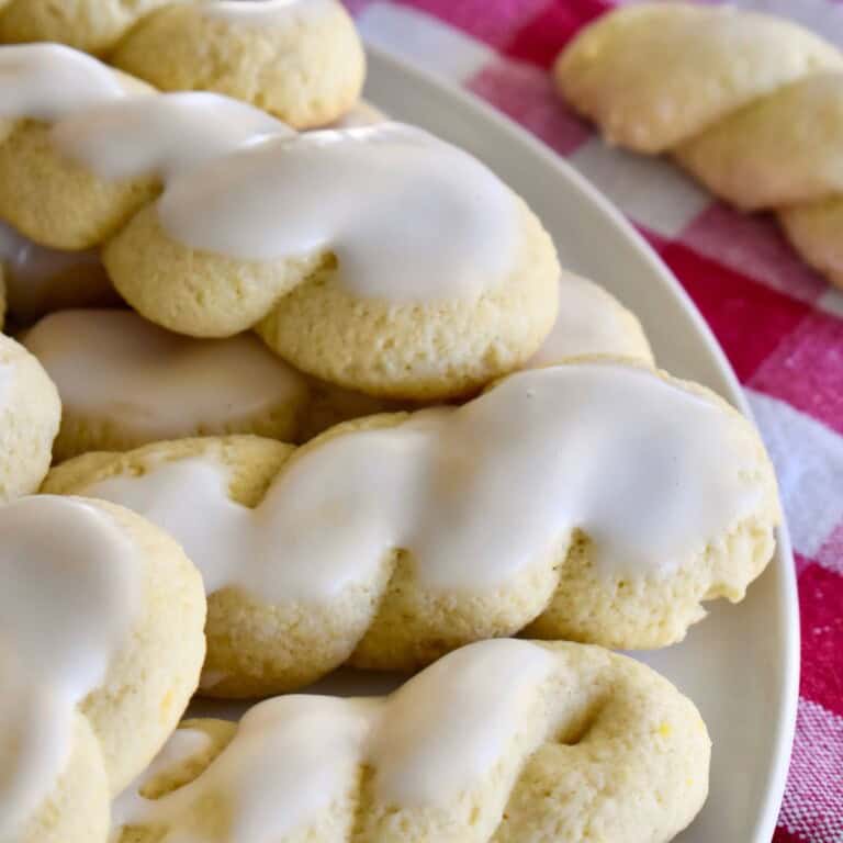 Italian Twist Cookies.