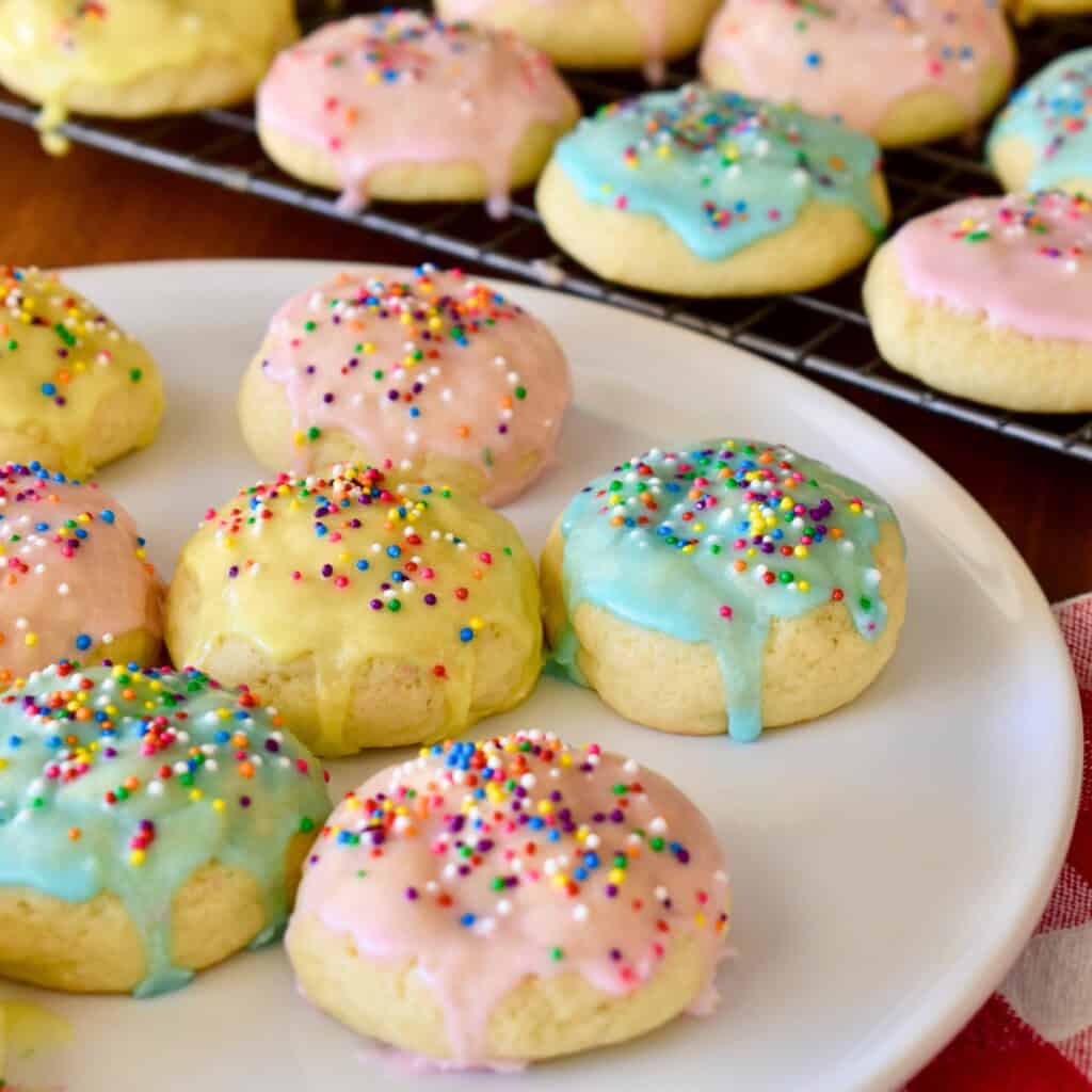 Italian Easter cookies.