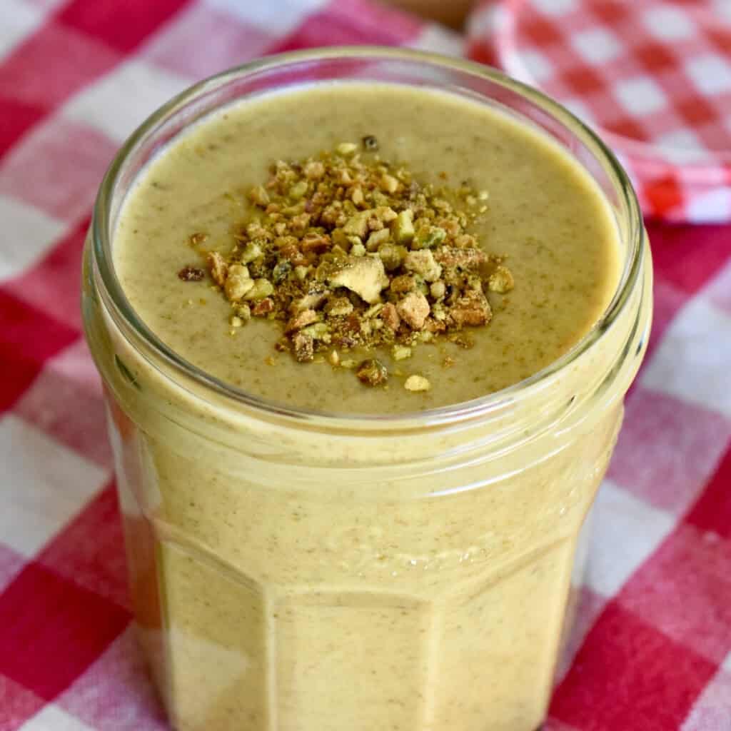 Italian pistachio cream recipe.